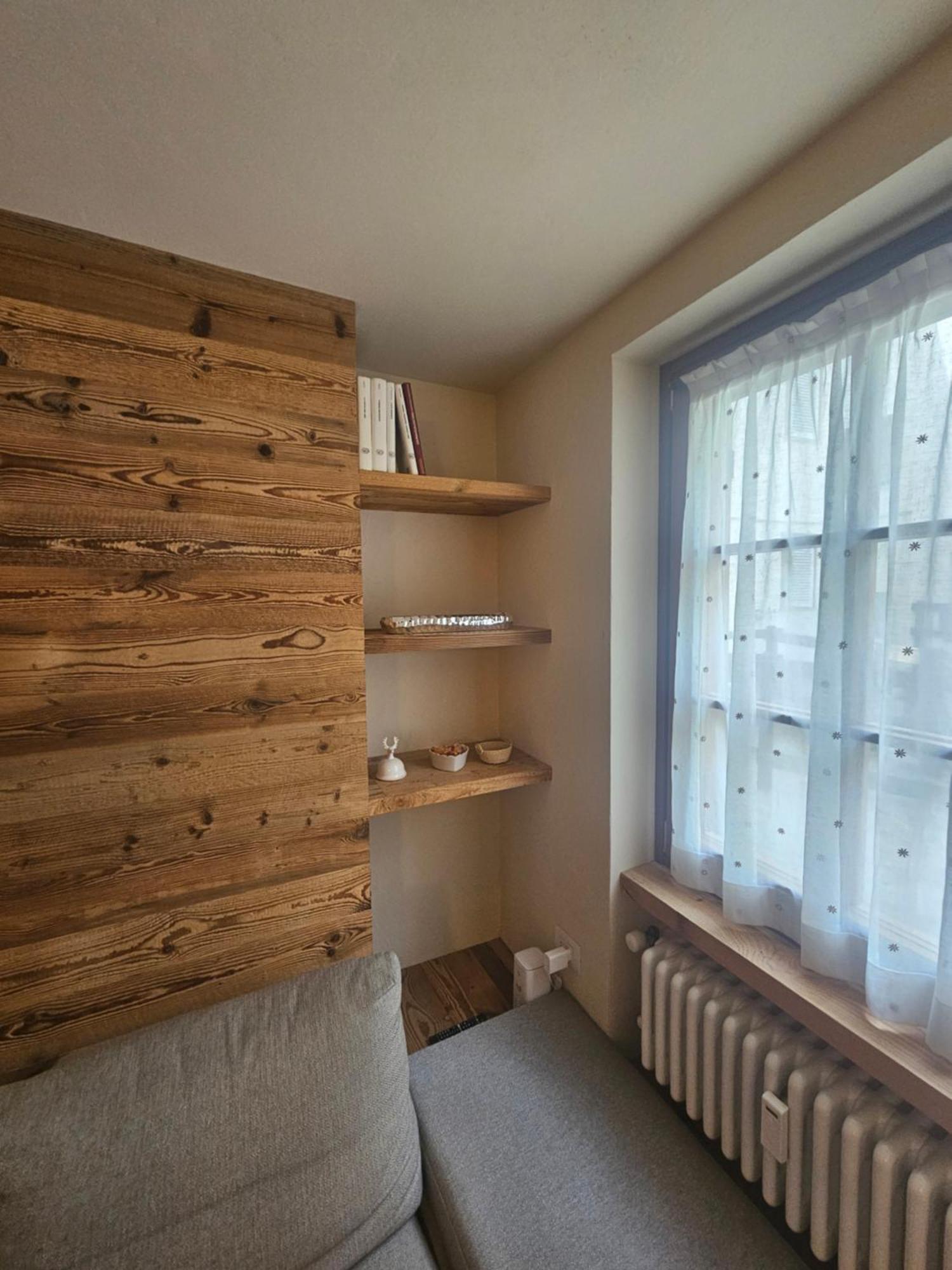 Maison Les Amis Du Bois Courmayeur Bagian luar foto